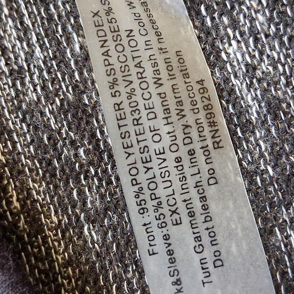 Tomas & Olivia  Spooky Castle Sequin Halloween Ladies Top, Sz Large - Picture 7 of 7